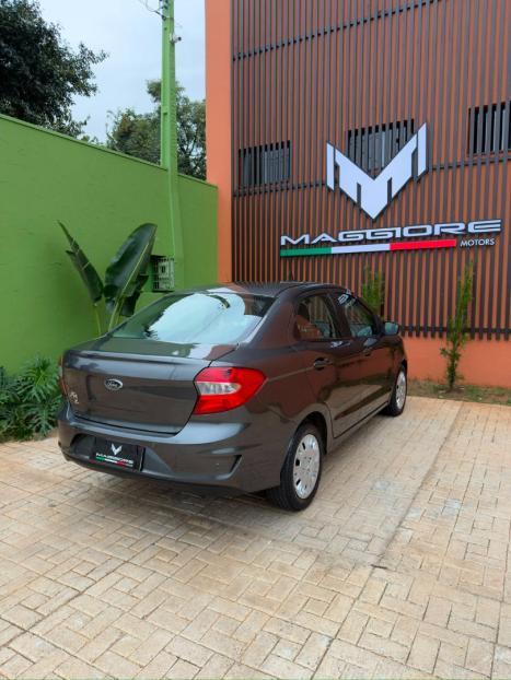 FORD Ka + Sedan 1.5 12V 4P FLEX TI-VCT SE PLUS AUTOM�TICO, Foto 9