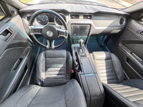 FORD Mustang 3.7 V6 24V COUP� AUTOM�TICO, Foto 6