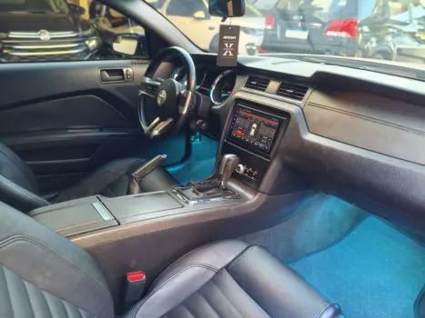 FORD Mustang 3.7 V6 24V COUP� AUTOM�TICO, Foto 11