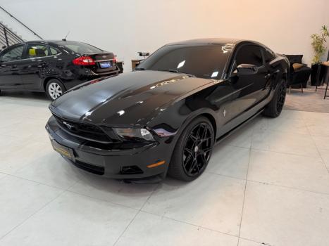 FORD Mustang 3.8 V6 AUTOM�TICO, Foto 2