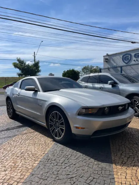 FORD Mustang 5.0 V8 24V GT PREMIUM COUP�, Foto 5
