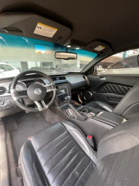 FORD Mustang 5.0 V8 24V GT PREMIUM COUP�, Foto 7