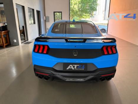 FORD Mustang , Foto 4