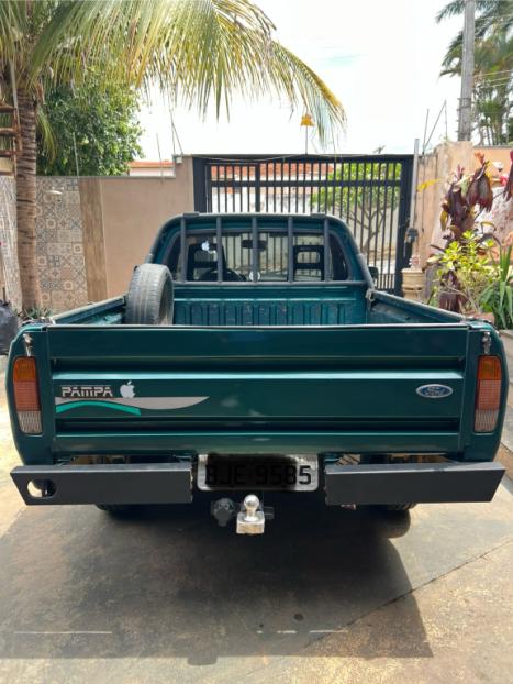 FORD Pampa 1.6 GL, Foto 3