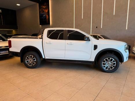 FORD Ranger 2.0 4P TURBO DIESEL BLACK CABINE DUPLA AUTOM�TICO, Foto 3