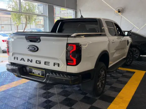 FORD Ranger 2.0 4P TURBO DIESEL BLACK CABINE DUPLA AUTOMÁTICO, Foto 2