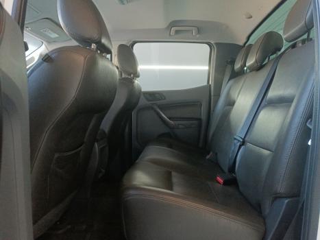 FORD Ranger 2.2 16V XLS DIESEL 4X4 CABINE DUPLA AUTOMÁTICO, Foto 7 FORD Ranger 2.2 16V XLS DIESEL 4X4 CABINE DUPLA AUTOMÁTICO, Foto 7