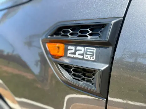 FORD Ranger 2.2 16V XLS DIESEL 4X4 CABINE DUPLA AUTOMTICO, Foto 6