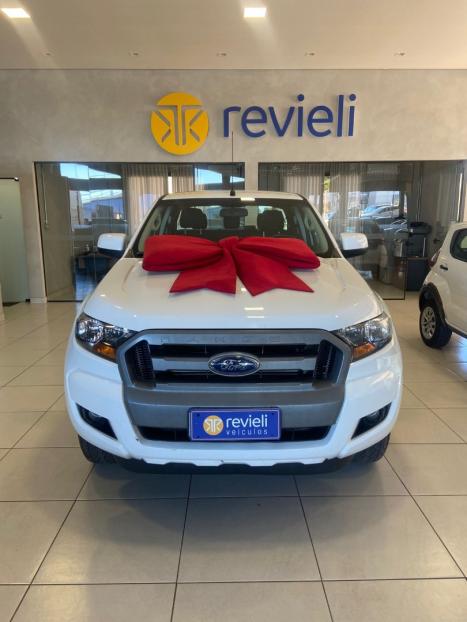 FORD Ranger 2.2 16V XLS DIESEL 4X4 CABINE DUPLA AUTOMTICO, Foto 3