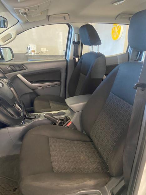 FORD Ranger 2.2 16V XLS DIESEL 4X4 CABINE DUPLA AUTOMTICO, Foto 9