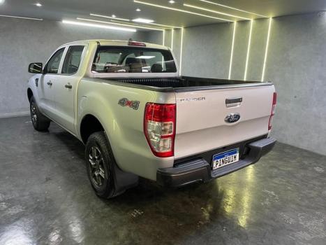 FORD Ranger 2.2 16V XL DIESEL CABINE DUPLA, Foto 4