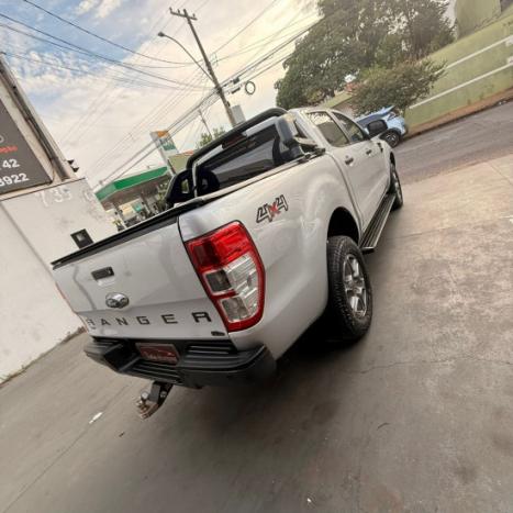 FORD Ranger 2.2 16V XLS DIESEL 4X4 CABINE DUPLA, Foto 3