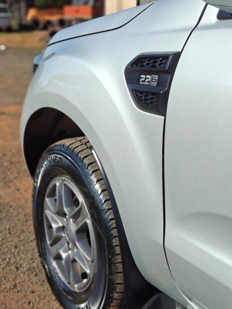 FORD Ranger 2.2 16V XLS DIESEL 4X4 CABINE DUPLA AUTOM�TICO, Foto 9