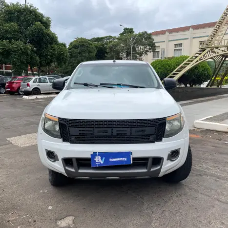 FORD Ranger 2.2 16V 4X4 XL DIESEL CABINE DUPLA, Foto 2