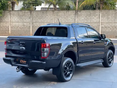 FORD Ranger 2.2 16V XLS DIESEL CABINE DUPLA AUTOM�TICO, Foto 4