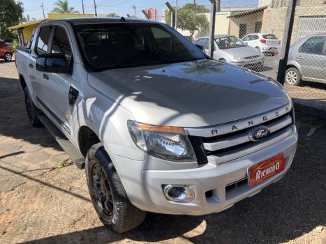 FORD Ranger 2.2 16V 4X4 XL DIESEL CABINE DUPLA, Foto 2