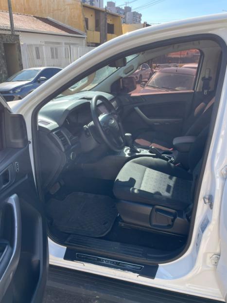 FORD Ranger 2.2 16V XLS DIESEL CABINE DUPLA AUTOM�TICO, Foto 12