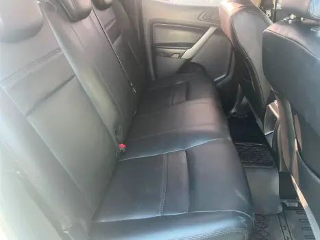 FORD Ranger 2.2 16V XLS DIESEL 4X4 CABINE DUPLA AUTOM�TICO, Foto 12