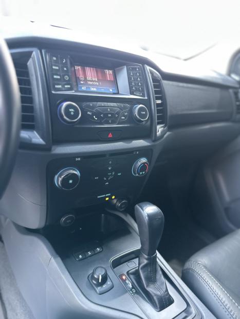FORD Ranger 2.2 16V XLS DIESEL 4X4 CABINE DUPLA, Foto 5