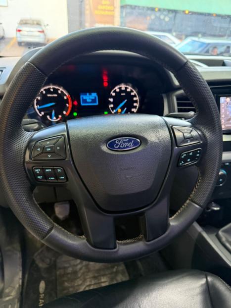 FORD Ranger 2.3 16V XLS CABINE DUPLA, Foto 5