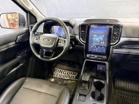 FORD Ranger 3.0 V6 24V 4X4 XLT TURBO DIESEL CABINE DUPLA AUTOM�TICO, Foto 10