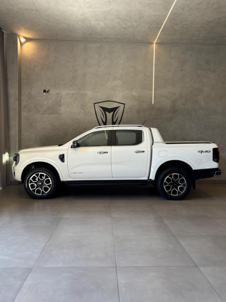 FORD Ranger 3.0 V6 4X4 LIMITED PLUS TURBO DIESEL CABINE DUPLA AUTOMTICO, Foto 2