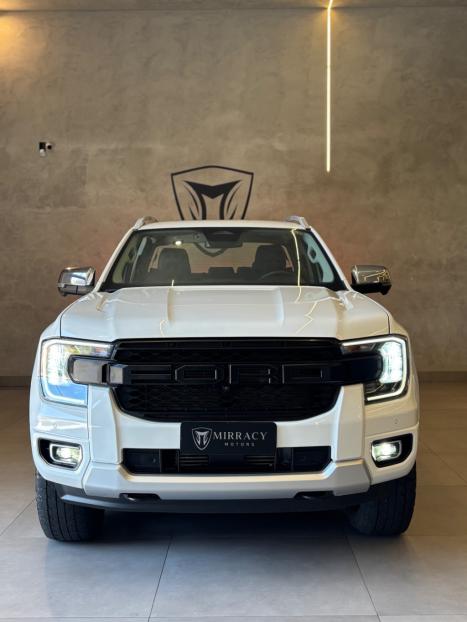 FORD Ranger 3.0 V6 4X4 LIMITED PLUS TURBO DIESEL CABINE DUPLA AUTOMTICO, Foto 4