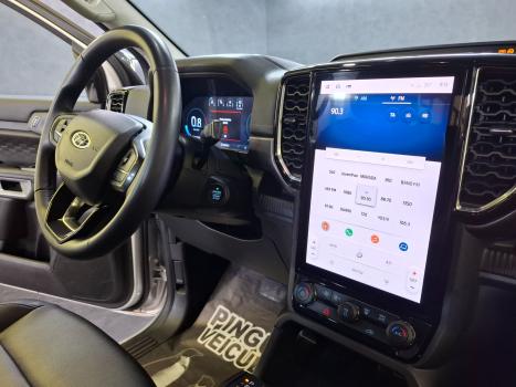 FORD Ranger 3.0 V6 4X4 LIMITED PLUS TURBO DIESEL CABINE DUPLA AUTOM�TICO, Foto 10