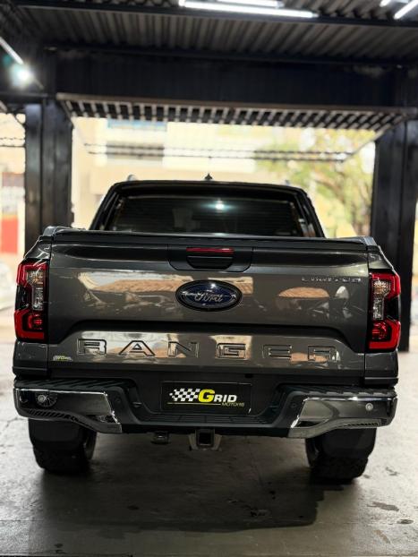 FORD Ranger 3.0 V6 4X4 LIMITED PLUS TURBO DIESEL CABINE DUPLA AUTOM�TICO, Foto 8