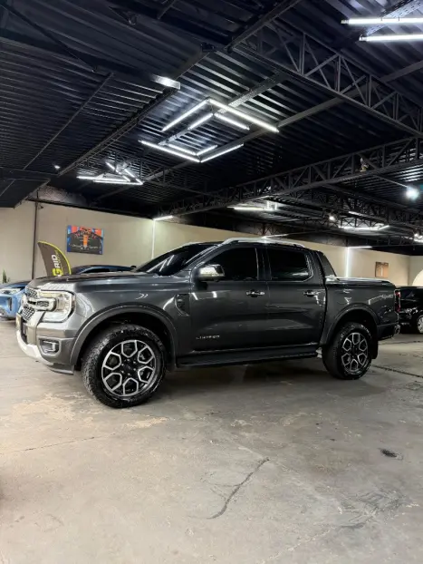 FORD Ranger 3.0 V6 4X4 LIMITED PLUS TURBO DIESEL CABINE DUPLA AUTOM�TICO, Foto 6