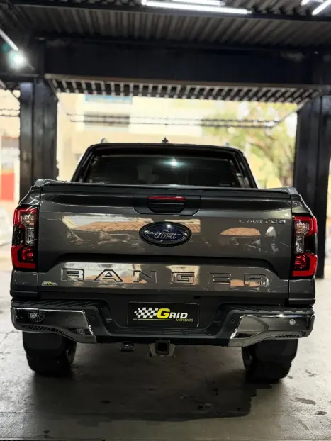 FORD Ranger 3.0 V6 4X4 LIMITED PLUS TURBO DIESEL CABINE DUPLA AUTOM�TICO, Foto 8