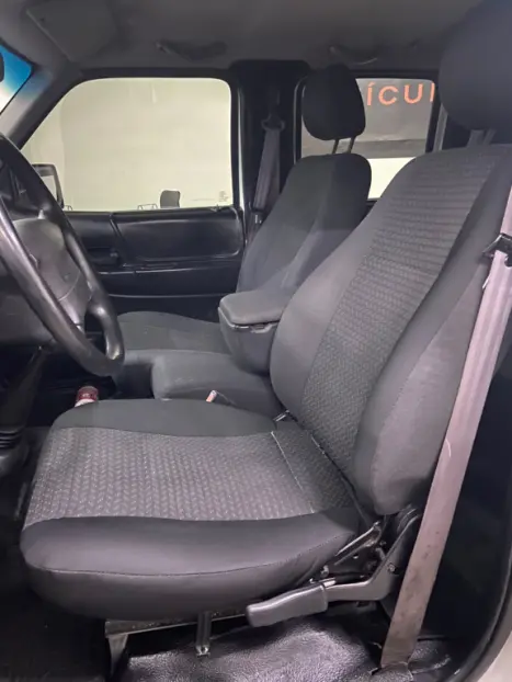 FORD Ranger 3.0 XL 4X4 DIESEL CABINE DUPLA, Foto 2
