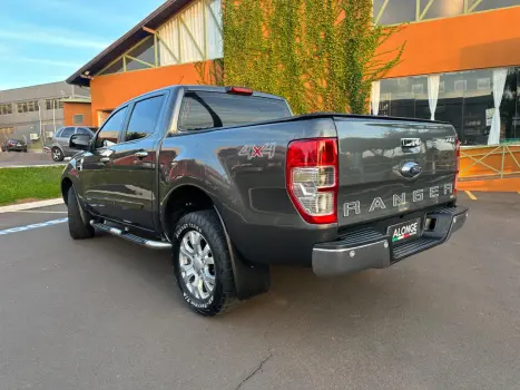 FORD Ranger 3.2 20V XLT 4X4 CABINE DUPLA TURBO DIESEL AUTOMTICO, Foto 4