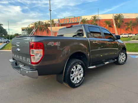 FORD Ranger 3.2 20V XLT 4X4 CABINE DUPLA TURBO DIESEL AUTOMTICO, Foto 6
