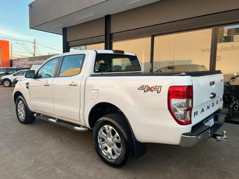 FORD Ranger 3.2 20V XLT 4X4 CABINE DUPLA TURBO DIESEL AUTOMTICO, Foto 6