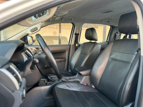 FORD Ranger 3.2 20V XLT 4X4 CABINE DUPLA TURBO DIESEL AUTOMTICO, Foto 13