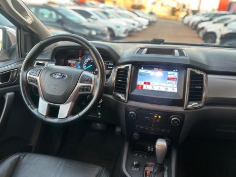 FORD Ranger 3.2 20V XLT 4X4 CABINE DUPLA TURBO DIESEL AUTOMTICO, Foto 19