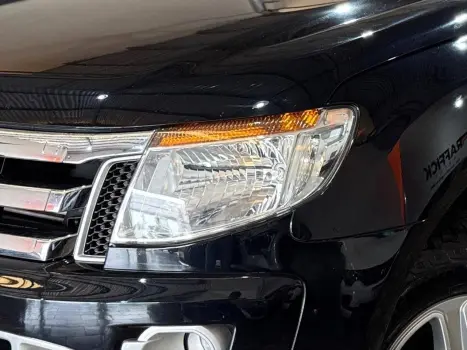 FORD Ranger 3.2 20V CABINE DUPLA 4X4 LIMITED TURBO DIESEL AUTOMTICO, Foto 5