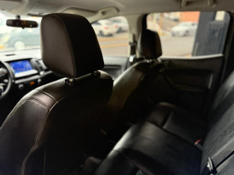 FORD Ranger 3.2 20V CABINE DUPLA 4X4 STORM TURBO DIESEL AUTOMTICO, Foto 10