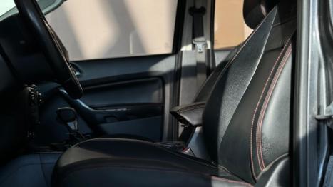 FORD Ranger 3.2 20V FX4 4X4 CABINE DUPLA TURBO DIESEL AUTOMTICO, Foto 13