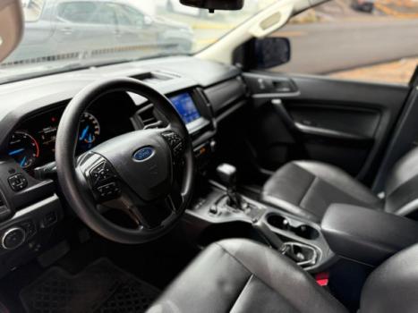 FORD Ranger 3.2 20V CABINE DUPLA 4X4 STORM TURBO DIESEL AUTOM�TICO, Foto 15