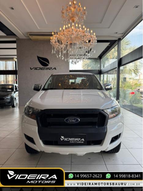 FORD Ranger 3.2 20V XLT 4X4 CABINE DUPLA TURBO DIESEL, Foto 3