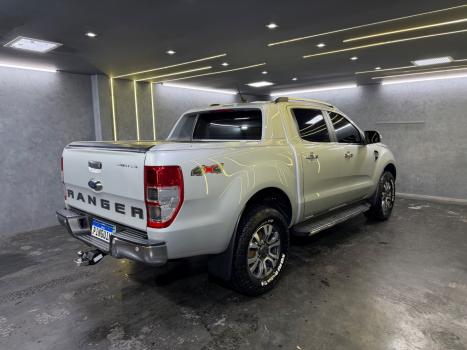 FORD Ranger 3.2 20V CABINE DUPLA 4X4 LIMITED PLUS TURBO DIESEL AUTOM�TICO, Foto 7
