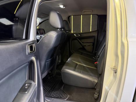 FORD Ranger 3.2 20V CABINE DUPLA 4X4 LIMITED PLUS TURBO DIESEL AUTOM�TICO, Foto 8