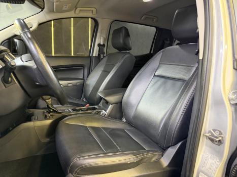 FORD Ranger 3.2 20V CABINE DUPLA 4X4 LIMITED PLUS TURBO DIESEL AUTOM�TICO, Foto 11