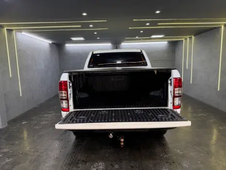 FORD Ranger 3.2 20V FX4 4X4 CABINE DUPLA TURBO DIESEL AUTOM�TICO, Foto 8