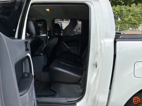 FORD Ranger 3.2 20V XLT 4X4 CABINE DUPLA TURBO DIESEL AUTOM�TICO, Foto 16