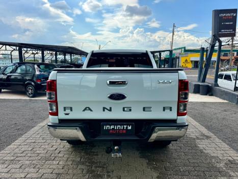 FORD Ranger 3.2 20V XLT 4X4 CABINE DUPLA TURBO DIESEL AUTOM�TICO, Foto 4
