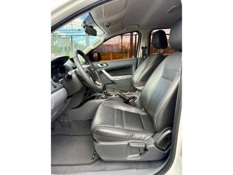 FORD Ranger 3.2 20V XLT 4X4 CABINE DUPLA TURBO DIESEL AUTOM�TICO, Foto 17