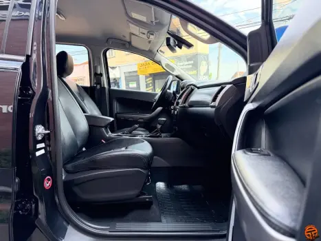 FORD Ranger 3.2 20V XLT 4X4 CABINE DUPLA TURBO DIESEL AUTOM�TICO, Foto 10